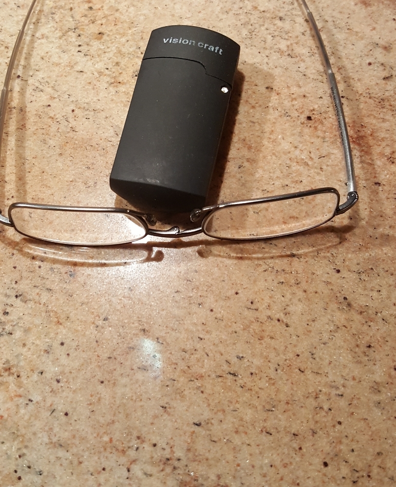VISION CRAFT folding magnified glasses w/case sold on title